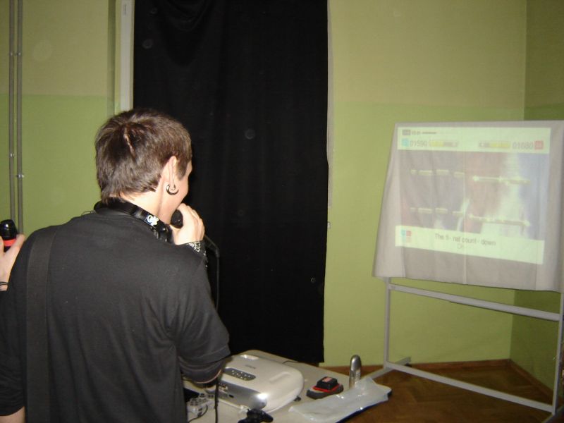 Asucon 11: 16