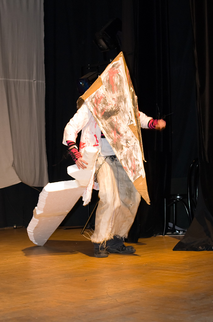 MAGNIFIcon VI (XeN): DSC_2383_badziewie