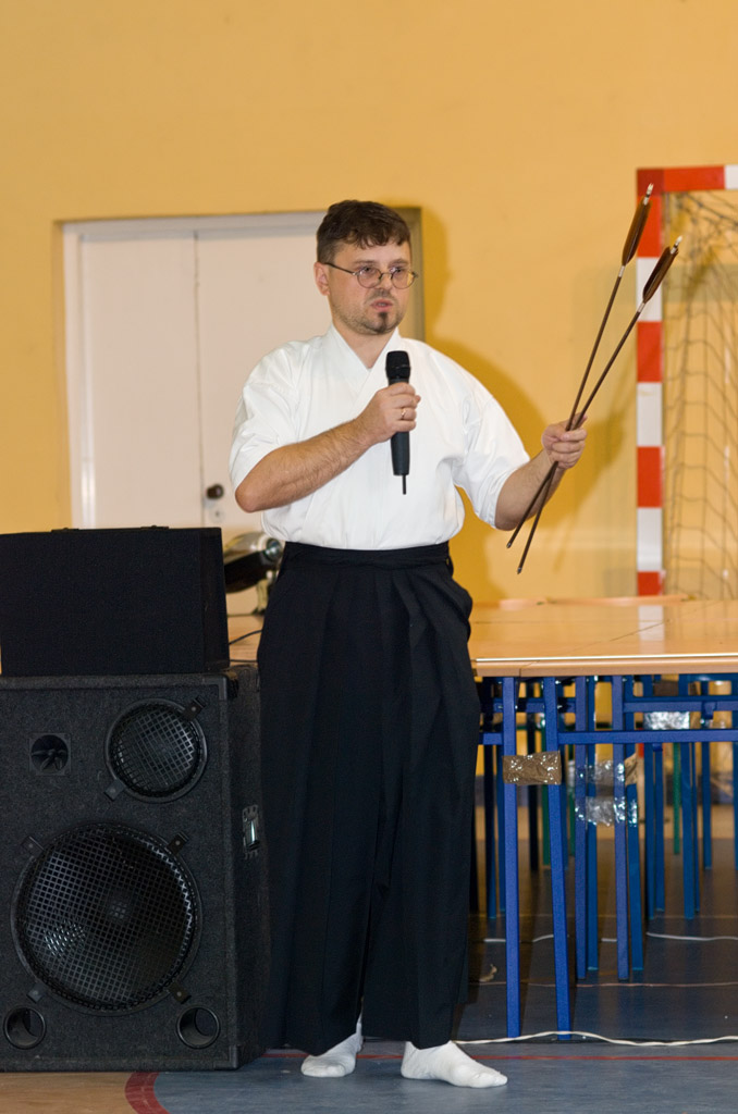 BAKA Y2K8 (XeN): Pokaz Kyudo