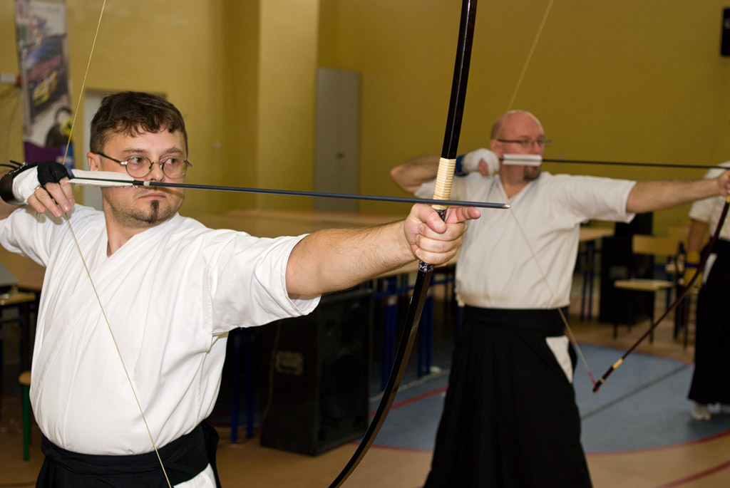 BAKA Y2K8 (XeN): Pokaz Kyudo