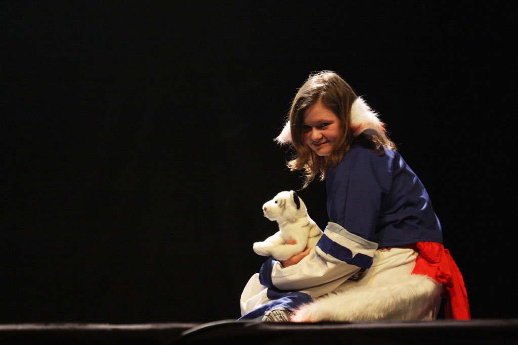 MAGNIFIcon VII - cosplay (Yen): Drakonis jako Aruruu (Utawarerumono)
