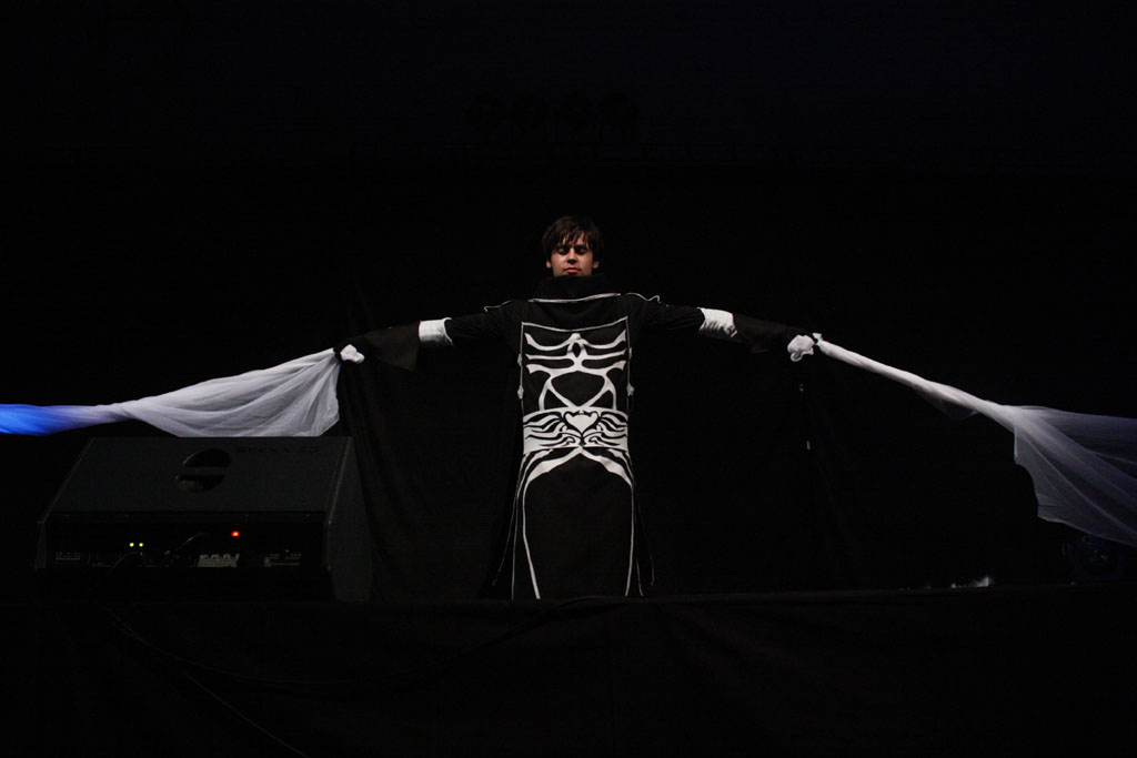 MAGNIFIcon VII - cosplay (Yen): Maru jako Syaoran (Tsubasa Reservoir Chronicle)