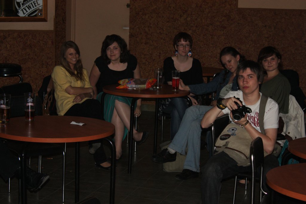 CafeCon 4 (Yen): widownia karaoke (jeszcze bez emigrantów)