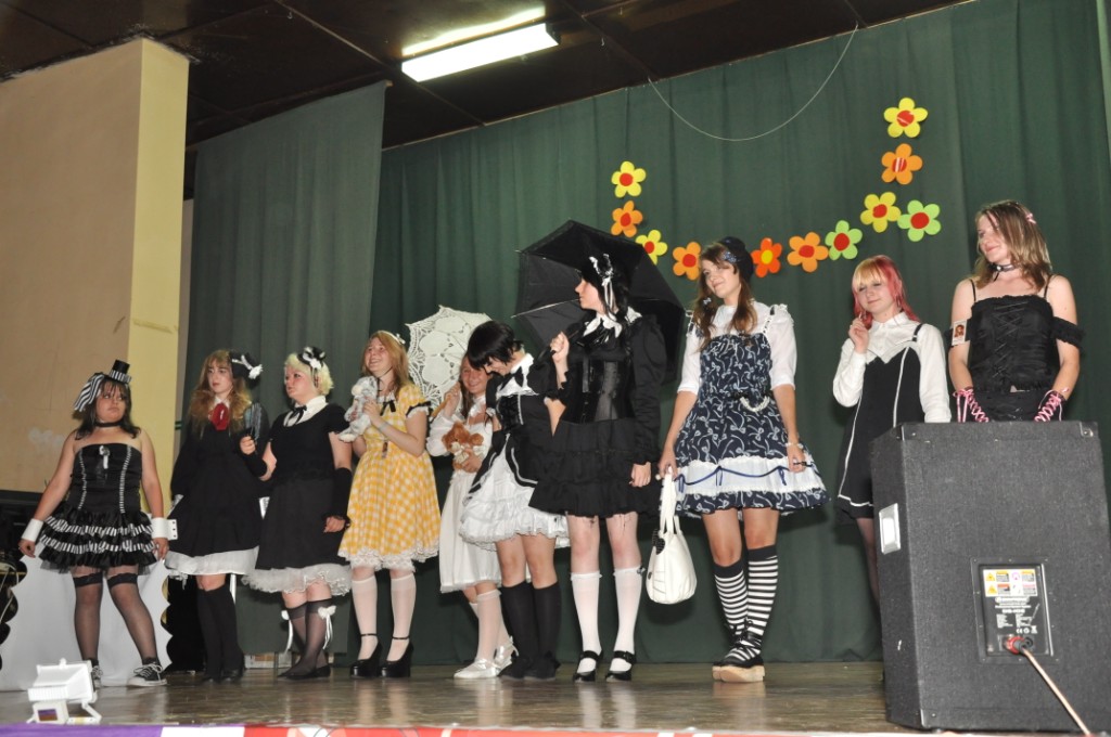 PierniCON 5 (grigor): Gothic Lolitki