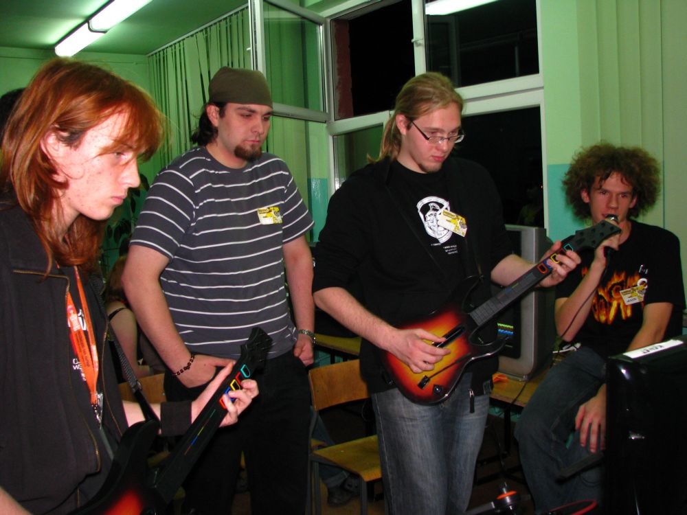 Porytkon 3 i ⅓ — konsolówka (Maess): Porytkon_3 i 0.33_byMaess_0058