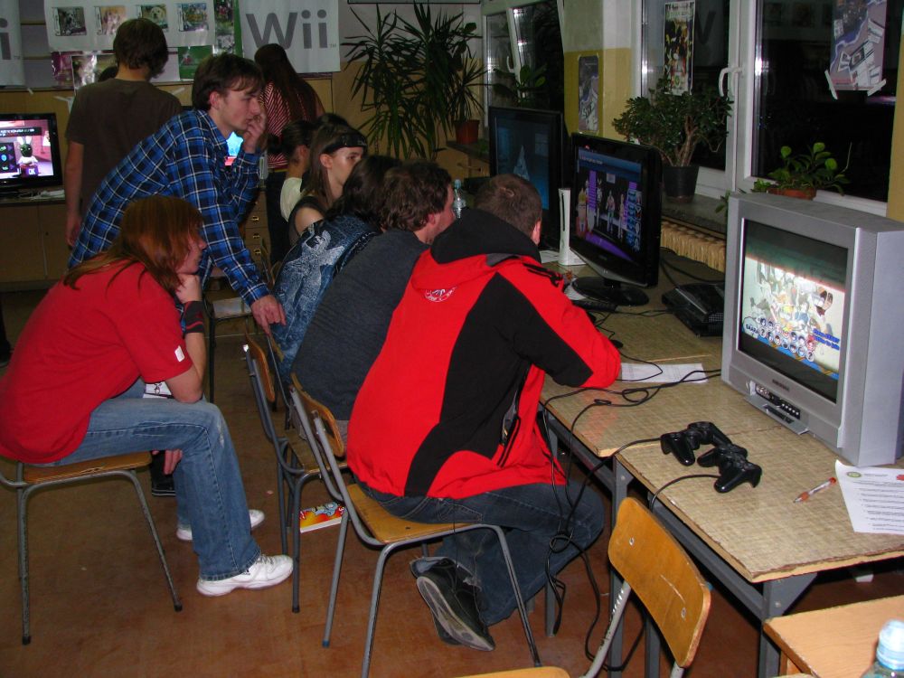 Porytkon 3 i ⅓ — konsolówka (Maess): Porytkon_3 i 0.33_byMaess_0199