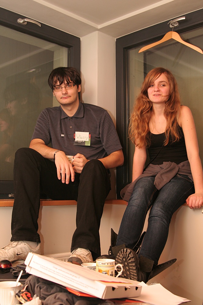 Futaba (Mistlel, Rimike, Techno): Ludzie