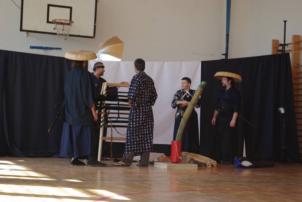 Advik 2010 (AvantaR, moston, Izumi, sikorka): Pokazy