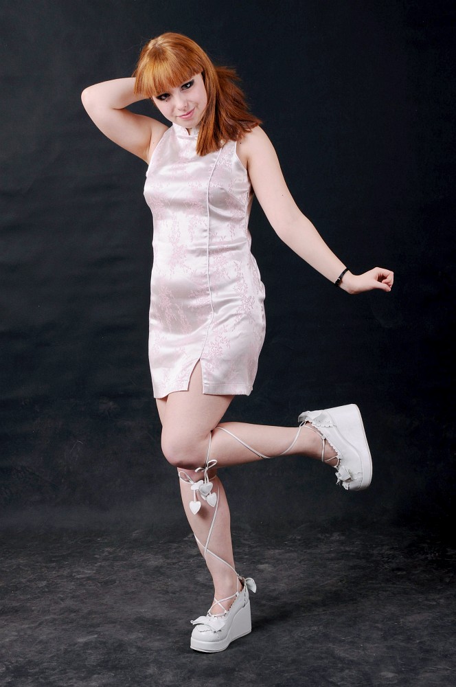 Shi: Bishoku  (grigor): Foto-studio