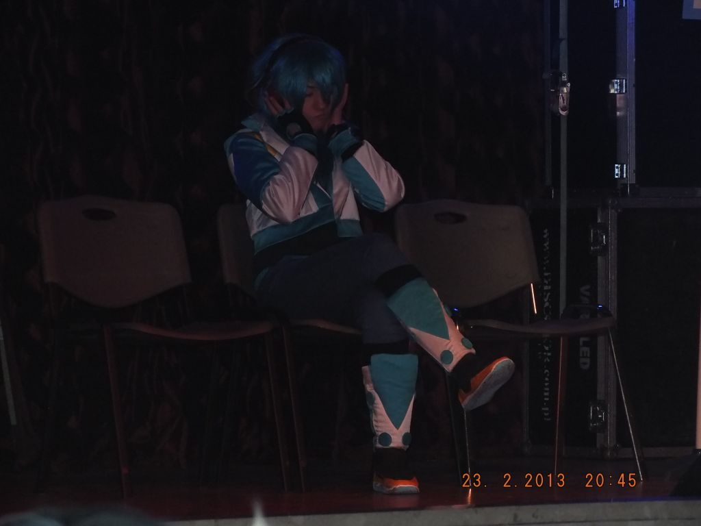 DoubleBack II – cosplay (Phoenix): image068